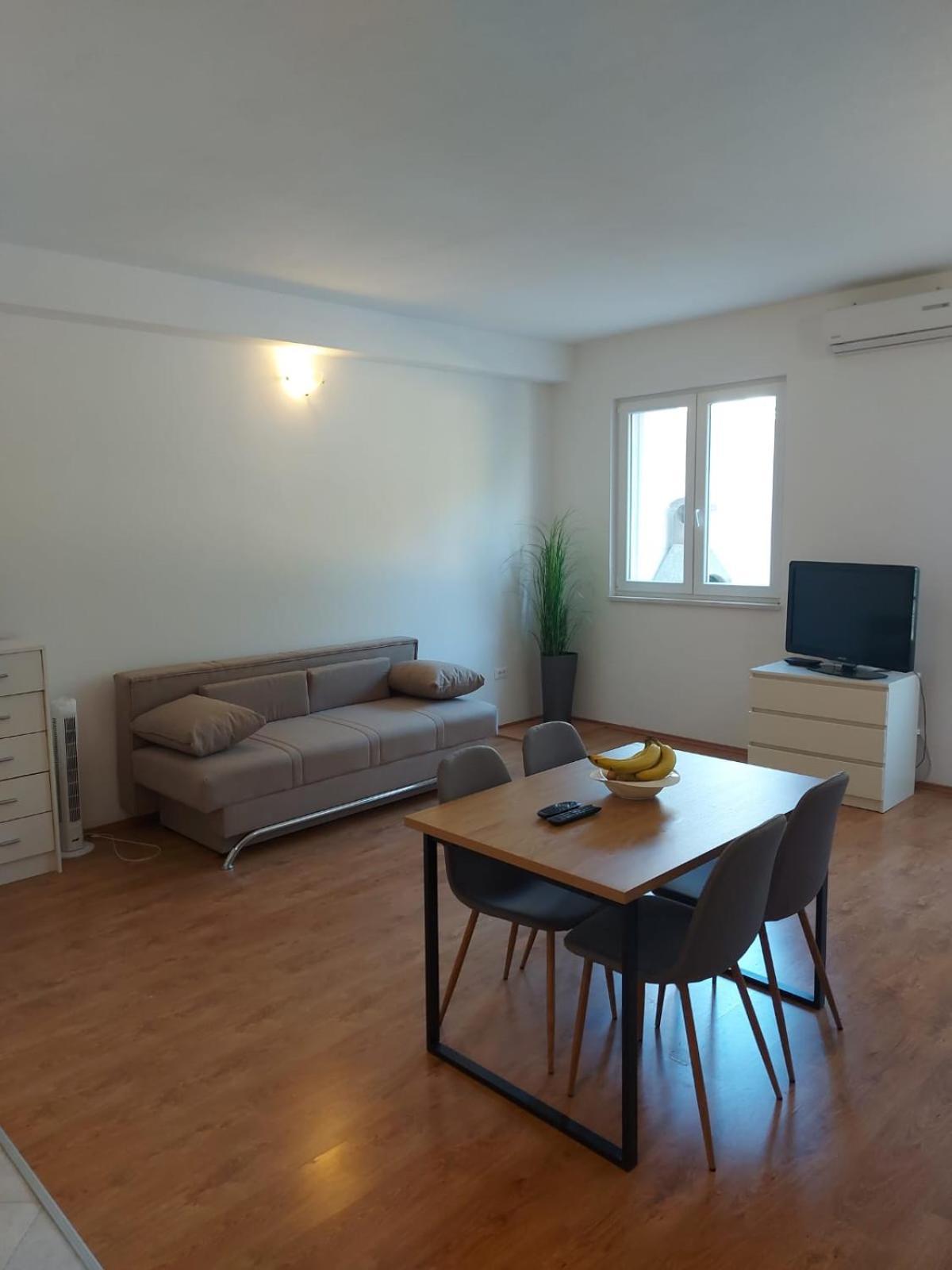 Apartmani Neva Makarska Exterior photo